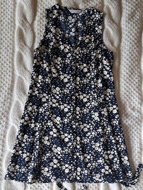 LC Lauren Conrad Navy and Cream Floral V-Neck Dress